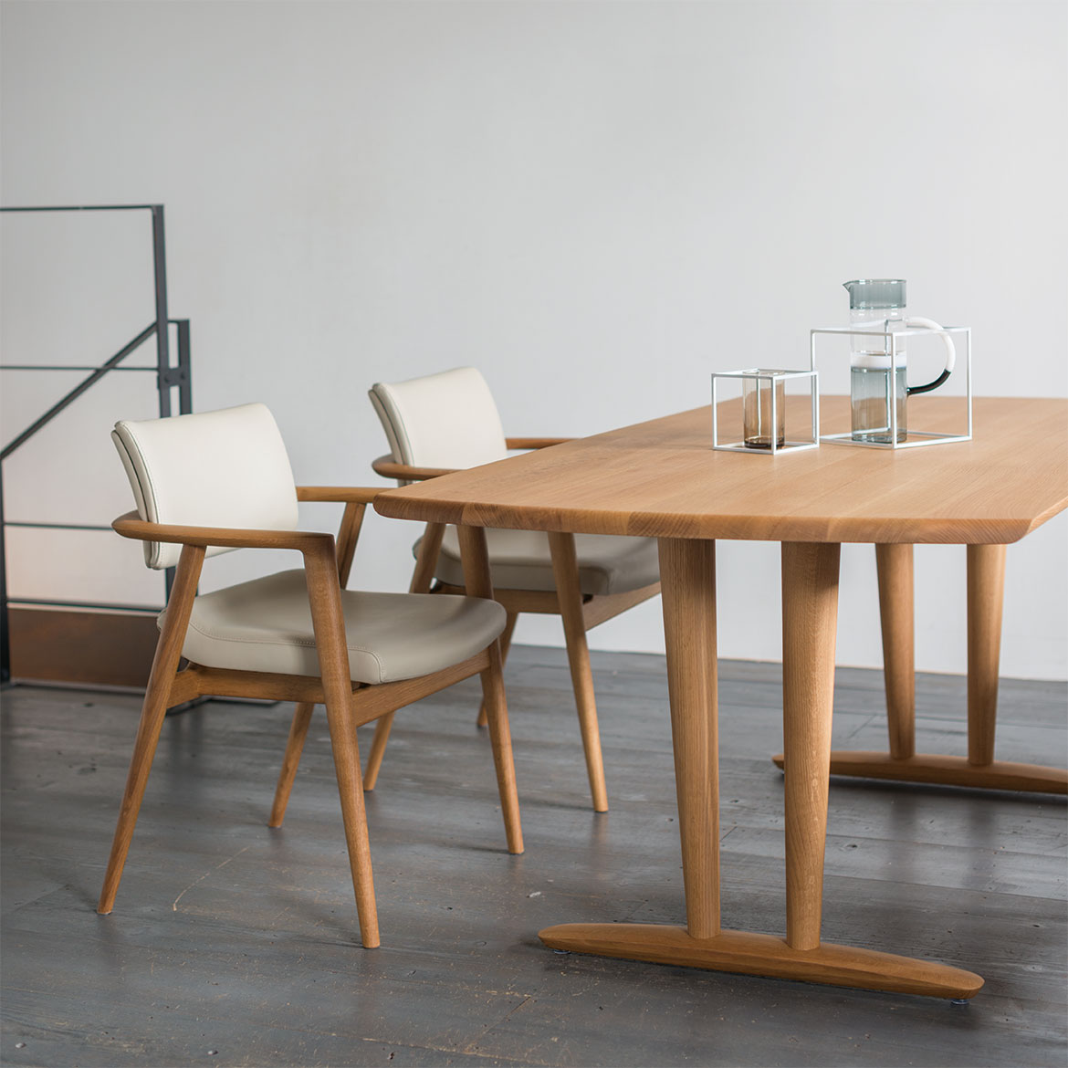 SEOTO-EX テーブル | 飛騨産業株式会社【公式】 | 飛騨の家具、国産家具
